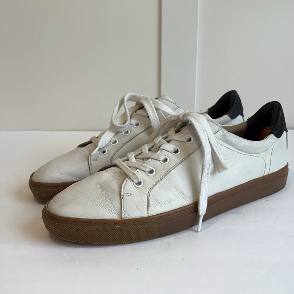 Banana Republic White Gum Sole Leather Nicklas Sneakers